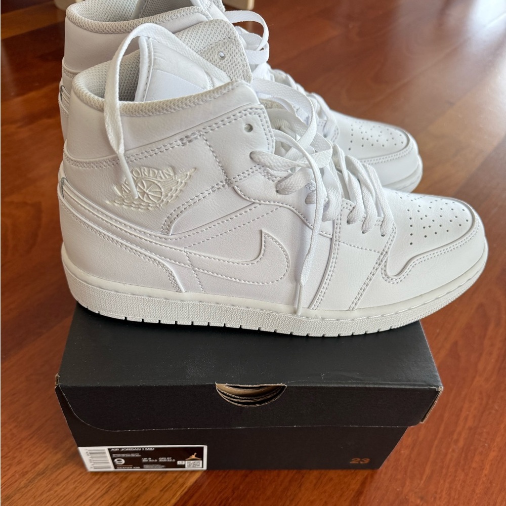 Nike Air Jordan 1 Mid White Sneakers